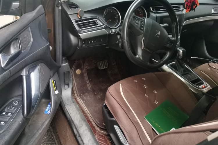 Used Peugeot 408 2014 1.8L Automatic Luxury Edition Driver Seat