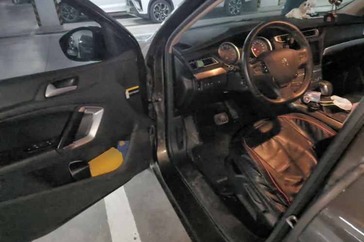 Used Peugeot 408 2014 1.8L Automatic Luxury Edition Driver Seat