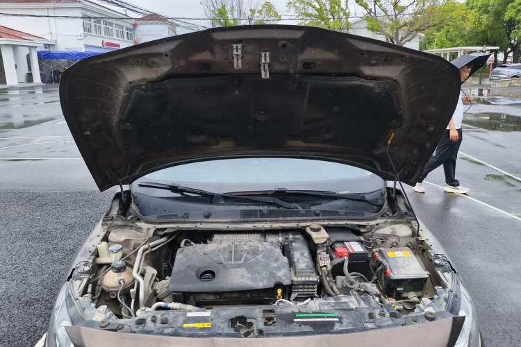 Used Peugeot 408 2014 1.8L Automatic Luxury Edition Engine Bay