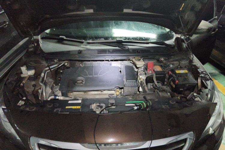 Used Peugeot 408 2014 1.8L Automatic Luxury Edition Engine Bay
