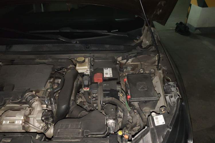 Used Peugeot 408 2014 1.6T Automatic Supreme Edition Engine Bay Left