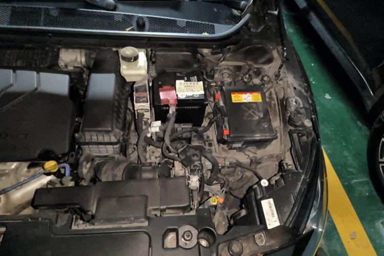 Used Peugeot 408 2014 1.8L Automatic Luxury Edition Engine Bay Left