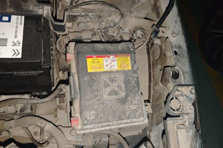 Used Peugeot 408 2014 1.8L Automatic Luxury Edition Engine Bay Left