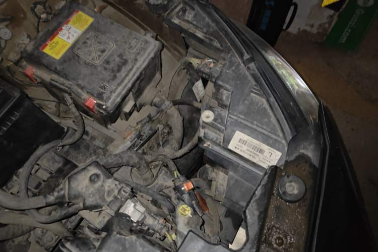 Used Peugeot 408 2014 1.8L Manual Leading Edition Engine Bay Left
