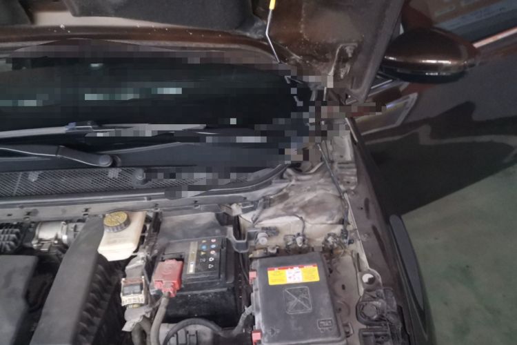 Used Peugeot 408 2014 1.8L Automatic Luxury Edition Engine Bay Left