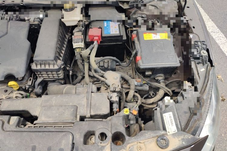 Used Peugeot 408 2014 1.8L Automatic Luxury Edition Engine Bay Left