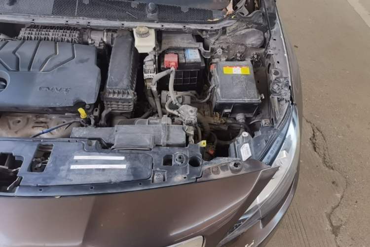 Used Peugeot 408 2014 1.8L Automatic Luxury Edition Engine Bay Left