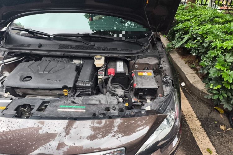 Used Peugeot 408 2014 1.8L Automatic Luxury Edition Engine Bay Left