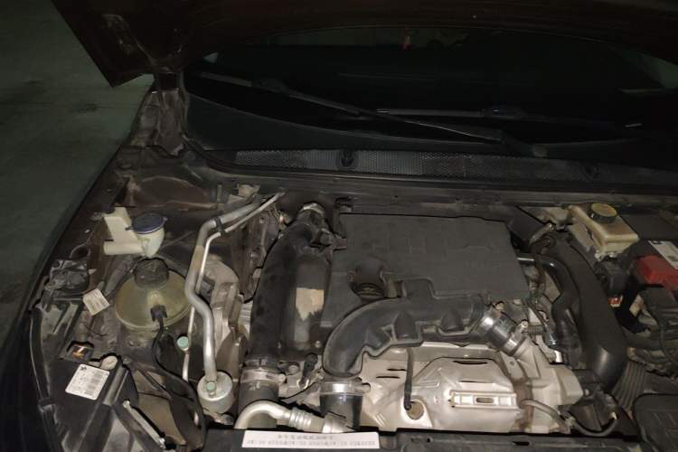 Used Peugeot 408 2014 1.6T Automatic Supreme Edition Engine Bay Right