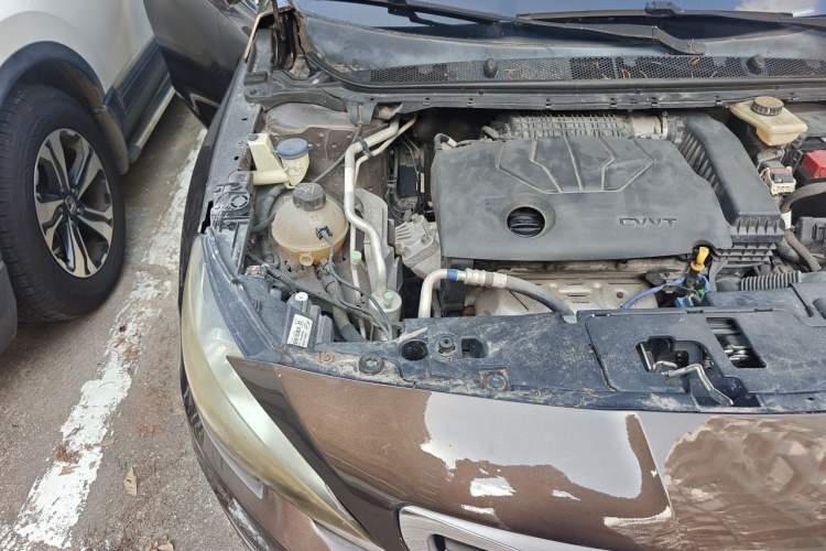 Used Peugeot 408 2014 1.8L Automatic Luxury Edition Engine Bay Right