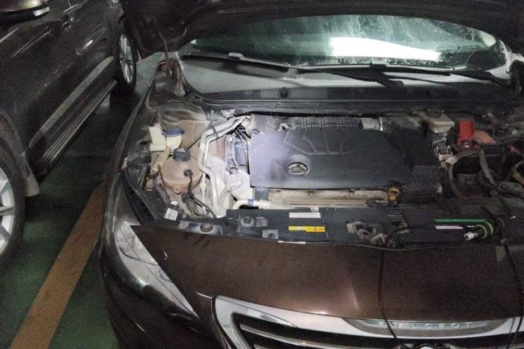 Used Peugeot 408 2014 1.8L Automatic Luxury Edition Engine Bay Right