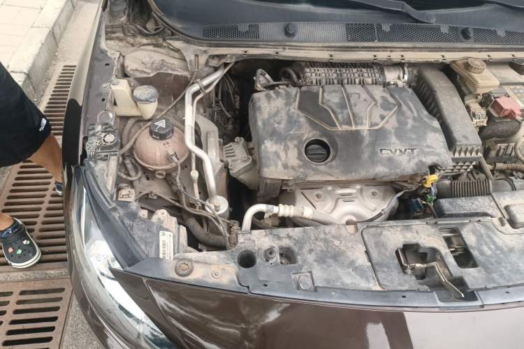 Used Peugeot 408 2014 1.8L Automatic Luxury Edition Engine Bay Right