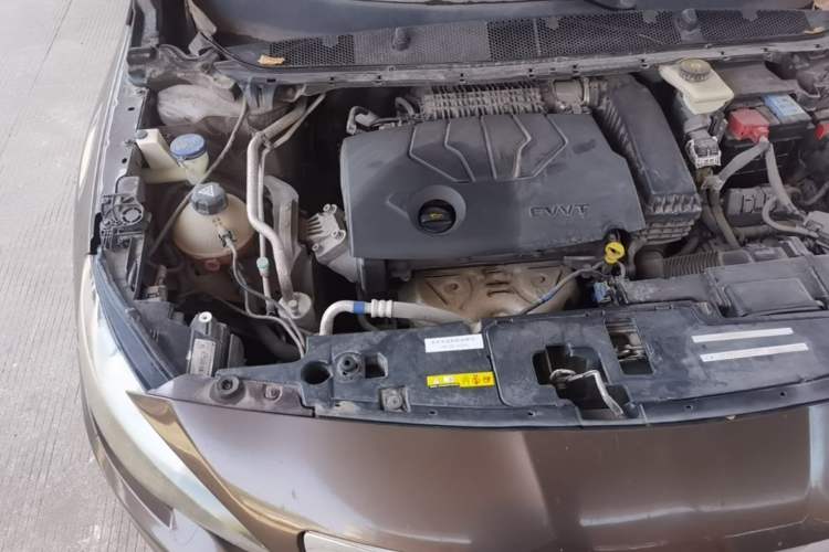 Used Peugeot 408 2014 1.8L Automatic Luxury Edition Engine Bay Right