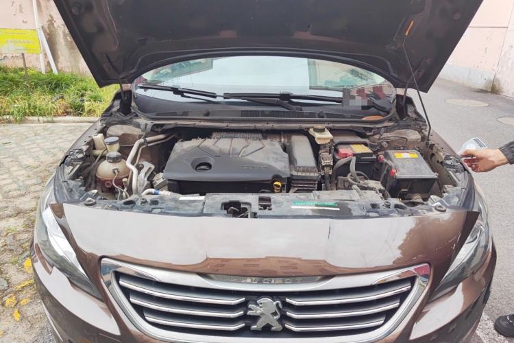 Used Peugeot 408 2014 1.8L Automatic Luxury Edition Engine Bay