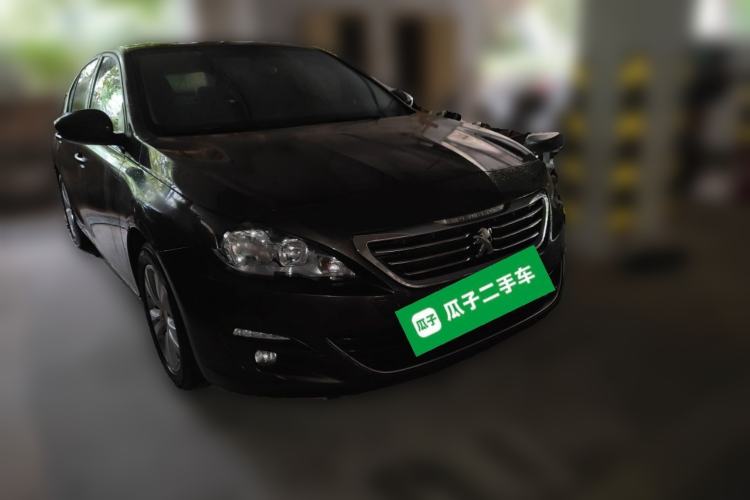Used Peugeot 408 2014 1.8L Manual Leading Edition Front Right 45 Deg