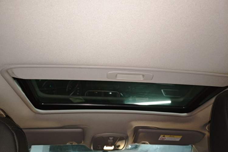 Used Peugeot 408 2014 1.8L Automatic Luxury Edition Headliner