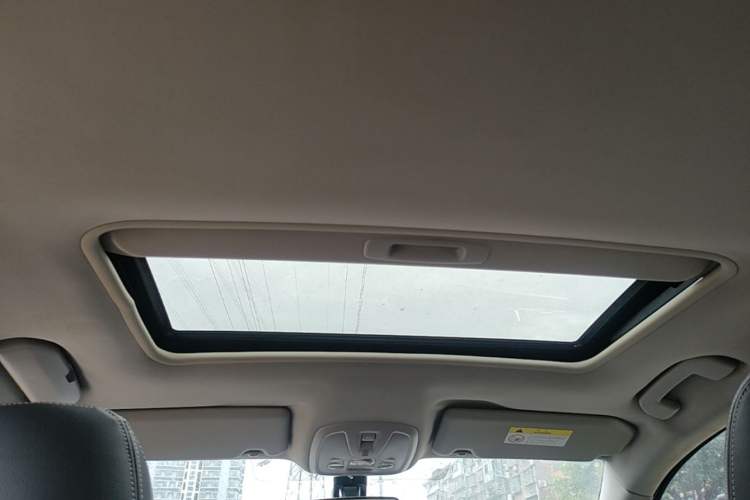 Used Peugeot 408 2014 1.8L Automatic Luxury Edition Headliner