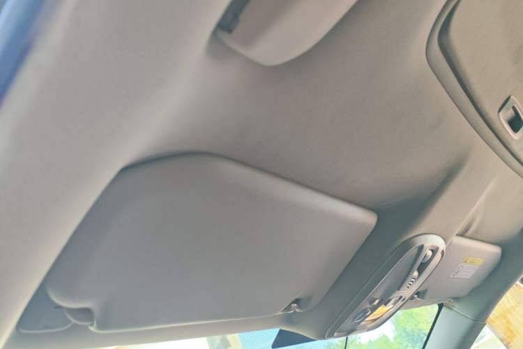 Used Peugeot 408 2014 1.8L Automatic Luxury Edition Headliner