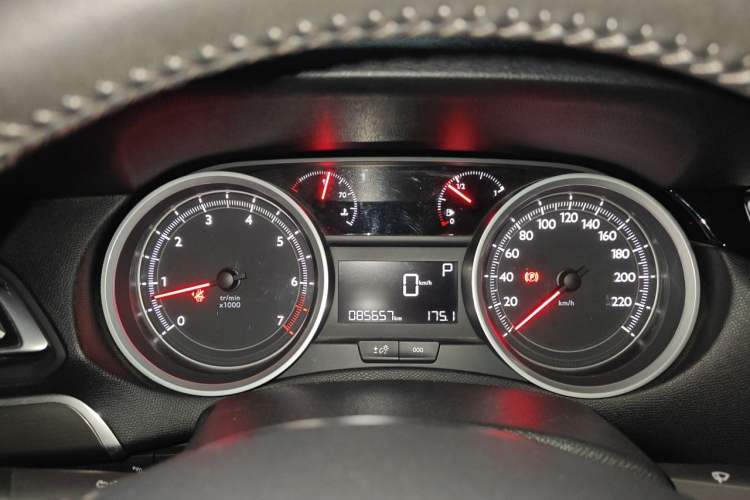 Used Peugeot 408 2014 1.8L Automatic Luxury Edition Instrument Cluster