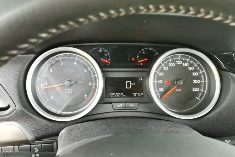 Used Peugeot 408 2014 1.8L Automatic Luxury Edition Instrument Cluster
