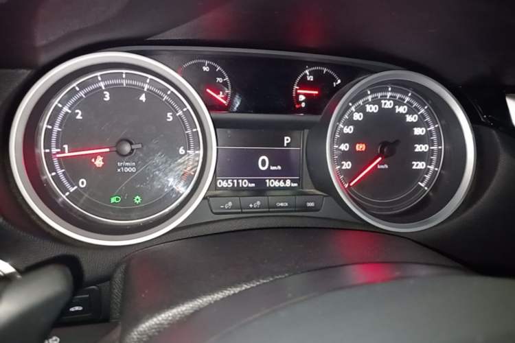 Used Peugeot 408 2014 1.6T Automatic Supreme Edition Instrument Cluster
