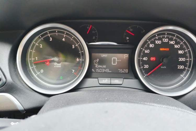 Used Peugeot 408 2014 1.8L Automatic Luxury Edition Instrument Cluster