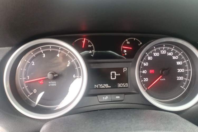 Used Peugeot 408 2014 1.8L Automatic Luxury Edition Instrument Cluster