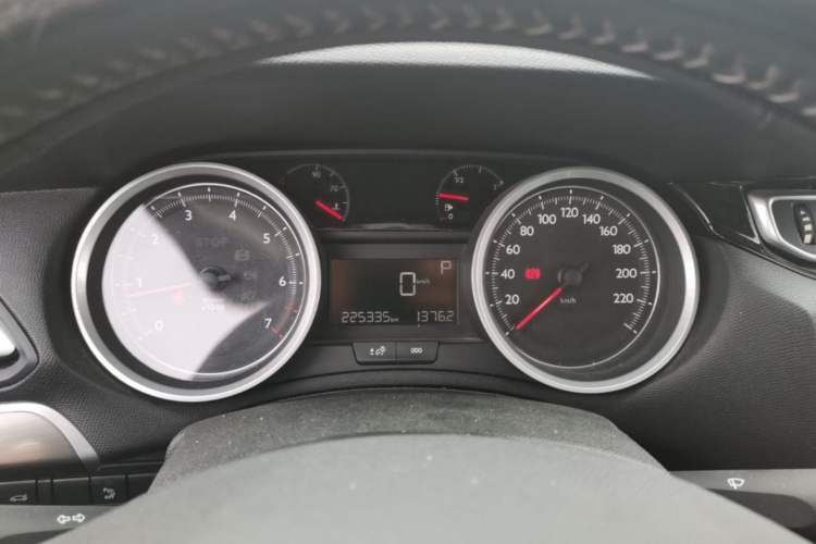 Used Peugeot 408 2014 1.8L Automatic Luxury Edition Instrument Cluster