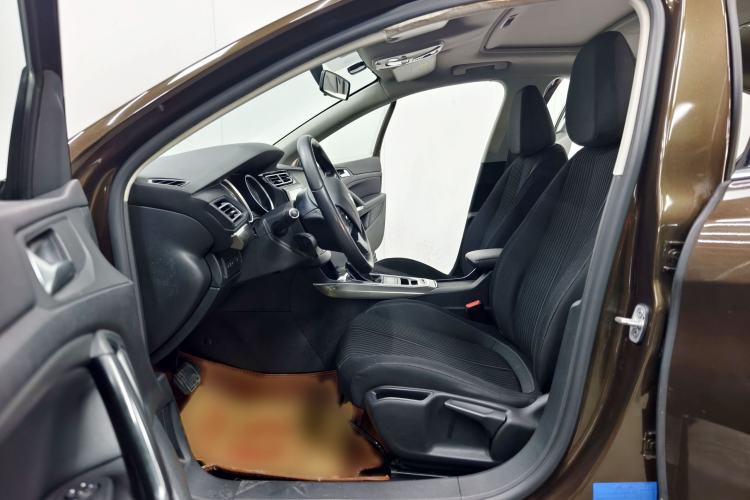 Used Peugeot 408 2014 1.8L Automatic Luxury Edition Interior 8