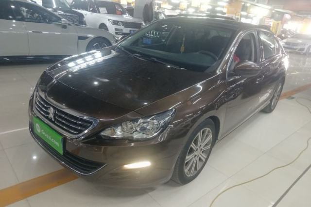 Ojetý Peugeot 408 2014 1.8L Automatic Luxury Edition