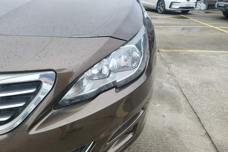 Used Peugeot 408 2014 1.8L Automatic Luxury Edition Left Front Headlight
