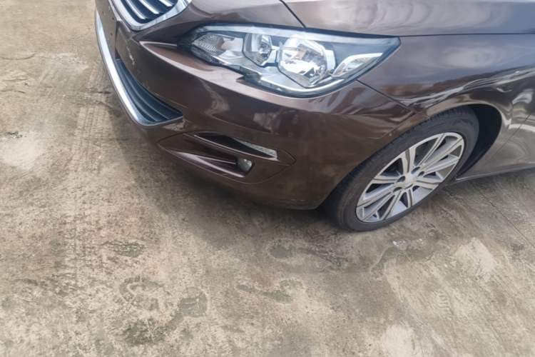 Used Peugeot 408 2014 1.8L Automatic Luxury Edition Left Front Headlight