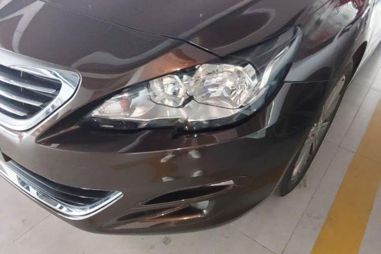 Used Peugeot 408 2014 1.8L Automatic Luxury Edition Left Front Headlight