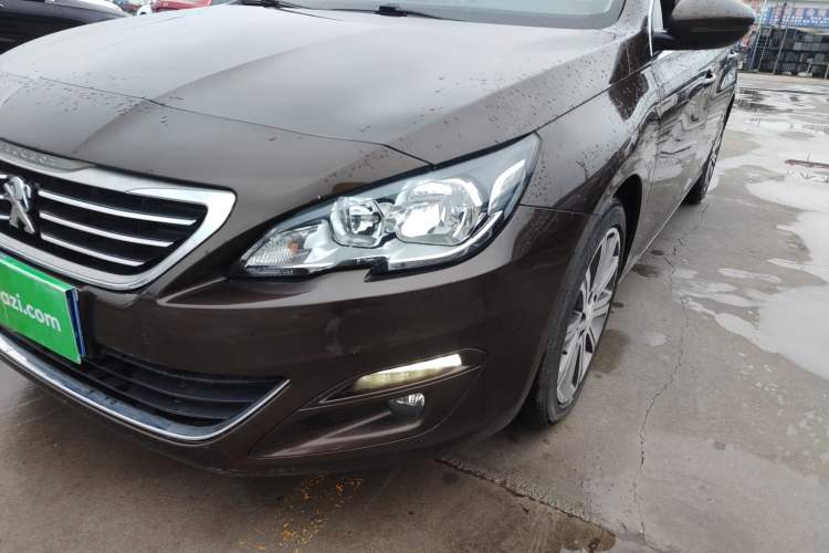 Used Peugeot 408 2014 1.8L Automatic Luxury Edition Left Front Headlight
