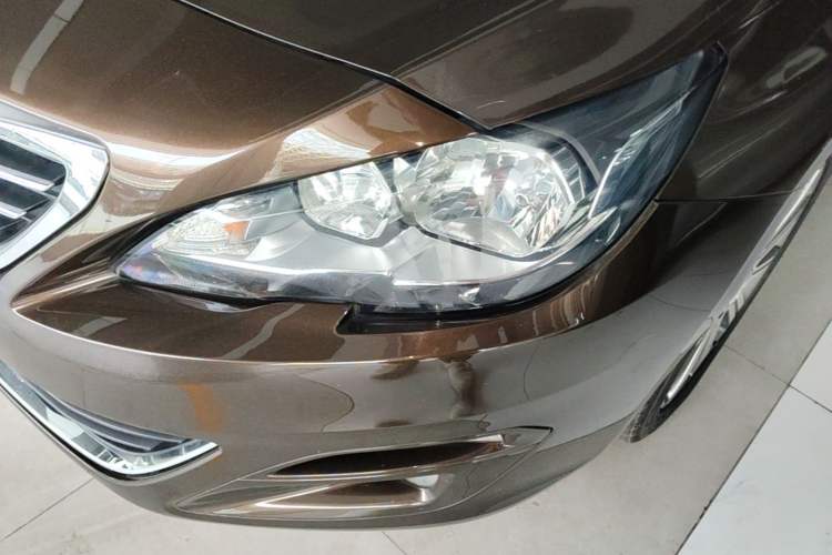 Used Peugeot 408 2014 1.8L Automatic Luxury Edition Left Front Headlight