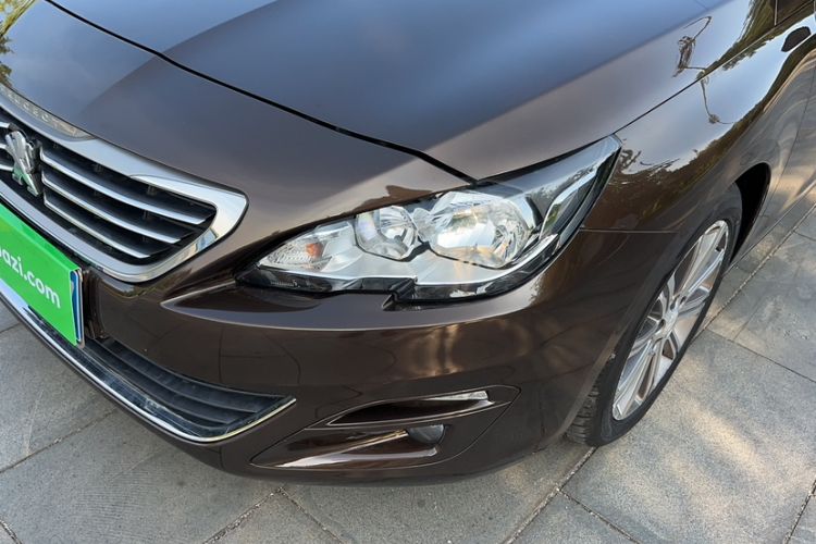Used Peugeot 408 2014 1.8L Automatic Luxury Edition Left Front Headlight
