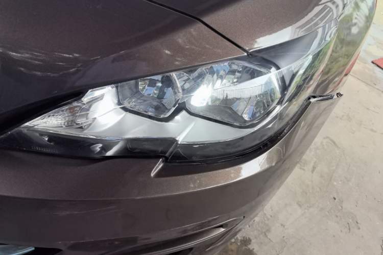 Used Peugeot 408 2014 1.8L Automatic Luxury Edition Left Front Headlight