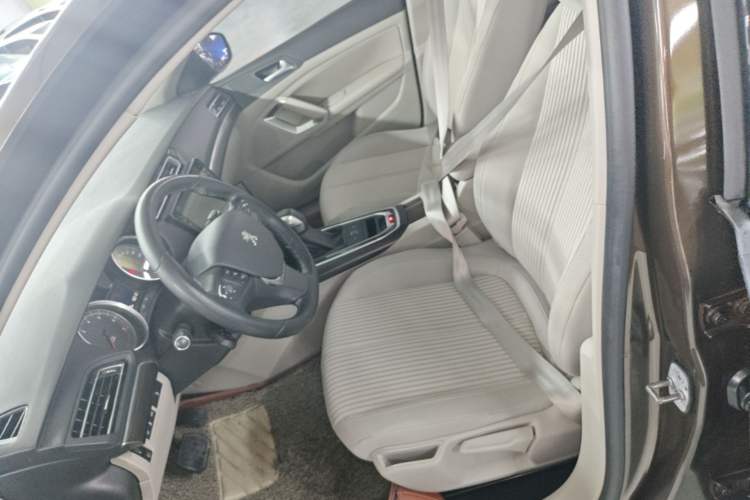 Used Peugeot 408 2014 1.8L Automatic Luxury Edition Left Front Seat