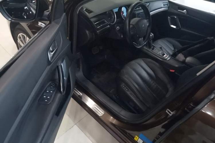 Used Peugeot 408 2014 1.6T Automatic Supreme Edition Left Front Seat