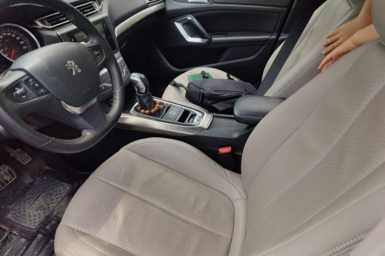 Used Peugeot 408 2014 1.8L Automatic Luxury Edition Left Front Seat