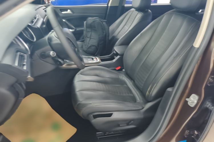 Used Peugeot 408 2014 1.6T Automatic Prestige Edition Left Front Seat