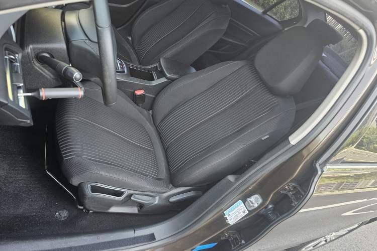 Used Peugeot 408 2014 1.8L Automatic Luxury Edition Left Front Seat