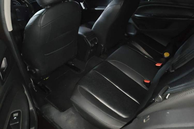 Used Peugeot 408 2014 1.8L Automatic Luxury Edition Left Rear Seat
