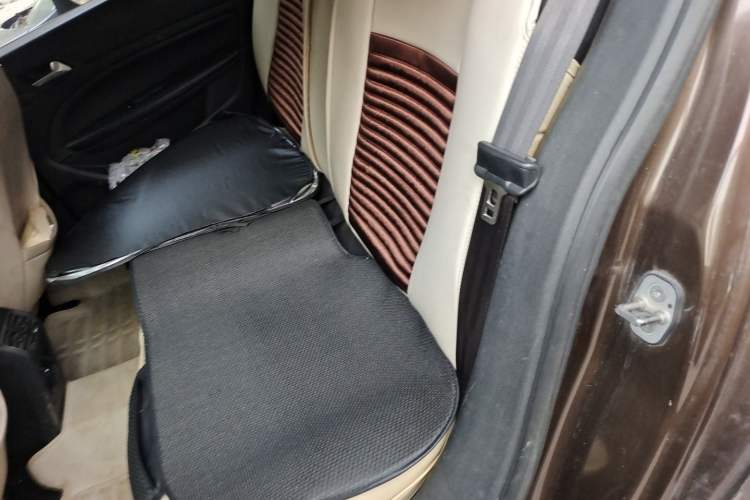 Used Peugeot 408 2014 1.8L Automatic Luxury Edition Left Rear Seat