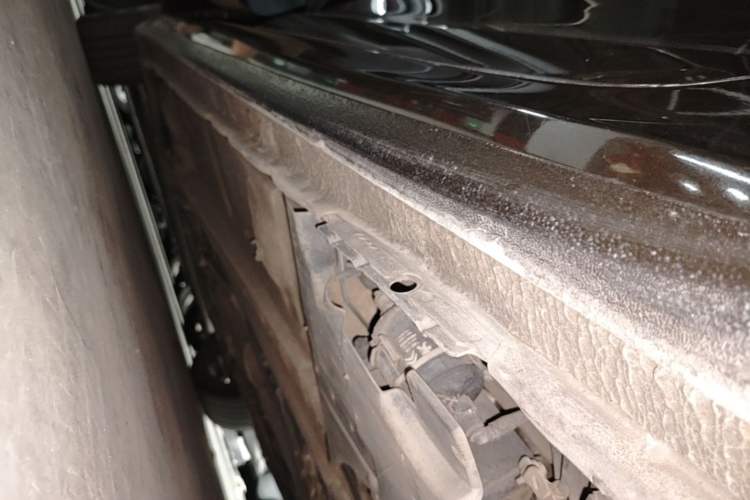 Used Peugeot 408 2014 1.8L Automatic Luxury Edition Left Side Sill