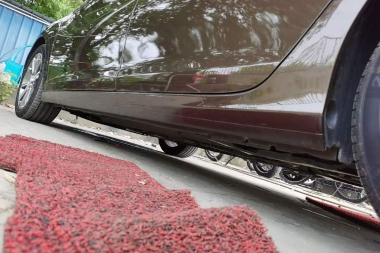 Used Peugeot 408 2014 1.8L Automatic Luxury Edition Left Side Sill