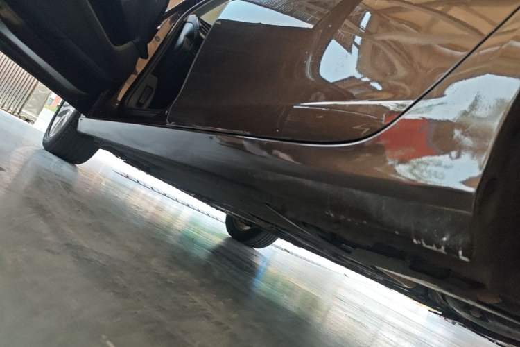 Used Peugeot 408 2014 1.8L Manual Leading Edition Left Side Sill