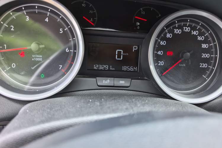 Used Peugeot 408 2014 1.8L Automatic Luxury Edition Odometer Close Up