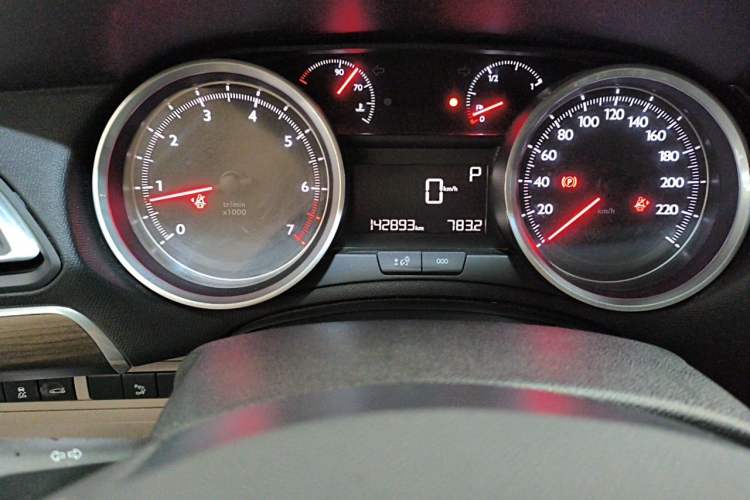 Used Peugeot 408 2014 1.8L Automatic Luxury Edition Odometer Close Up