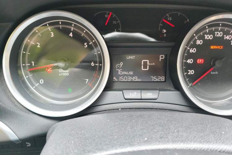 Used Peugeot 408 2014 1.8L Automatic Luxury Edition Odometer Close Up